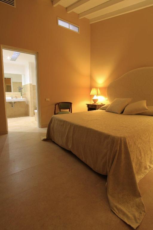 Country Resort Capo Nieddu Santa Caterina Di Pittinuri  Habitación foto